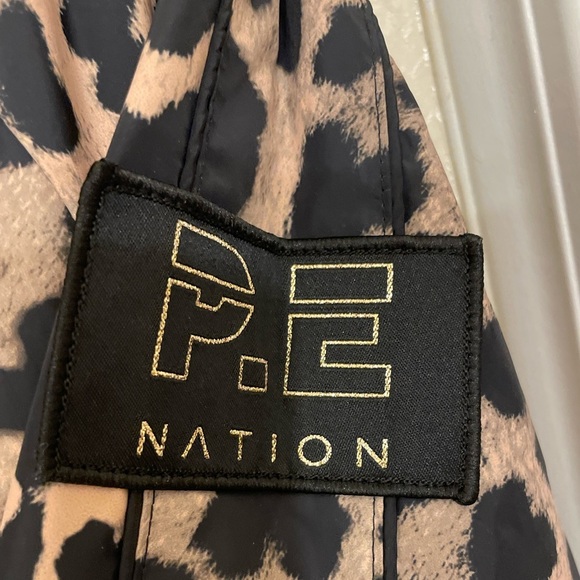 P.E.Nation Man Down Reversible Jacket Taupe Animal Print Athleisure Streetwear L - Picture 5 of 12